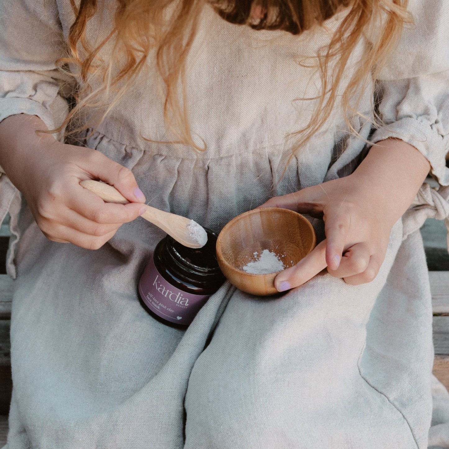 zero waste face mask mixing with bamboo mixing tools